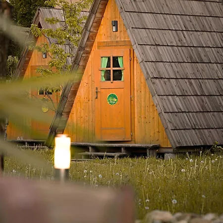 Campo de lujo Glamping By The Old Mill Preddvor